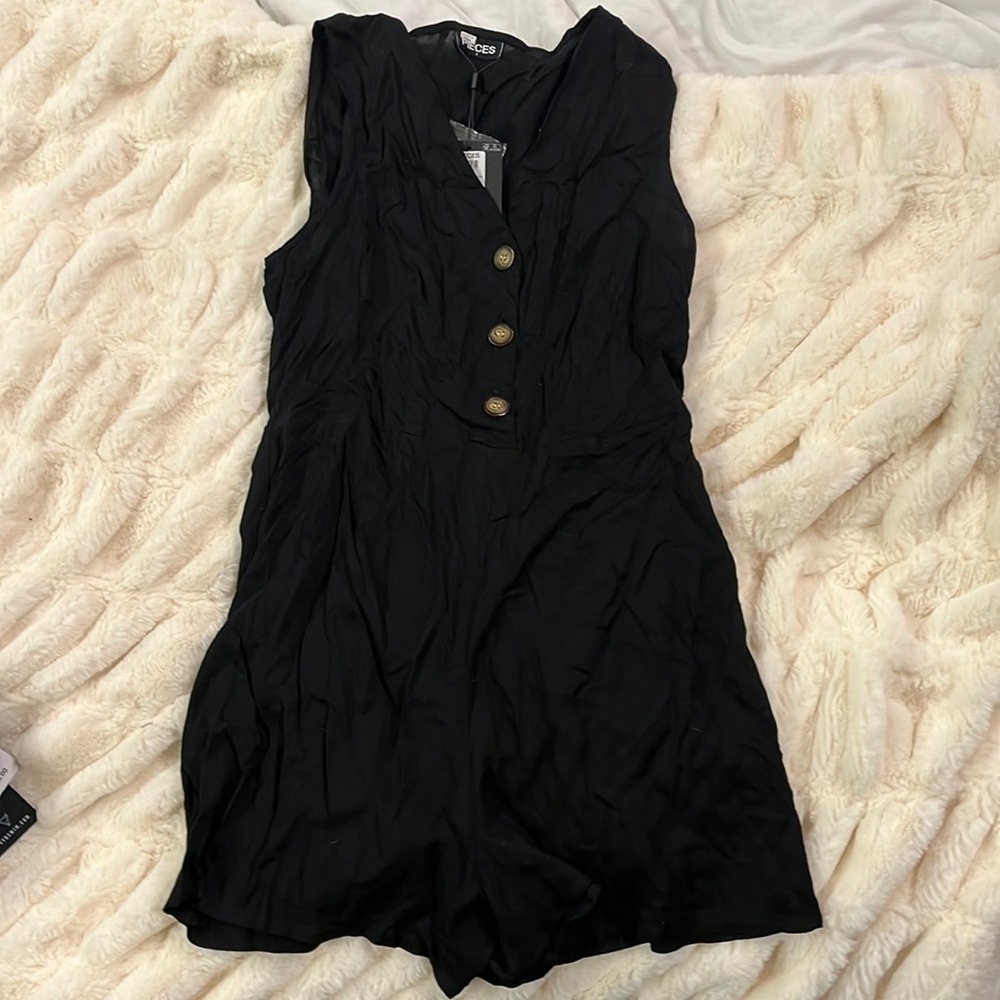Black Pieces Romper